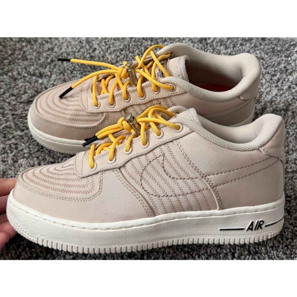 Nike Air Force 1 '07 LV8 'Moving Company- sanddrift' size 4.5Y